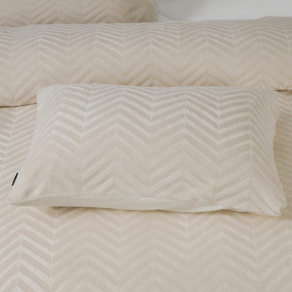Sleeptime Dekbedovertrek Chevron Teddy Crème