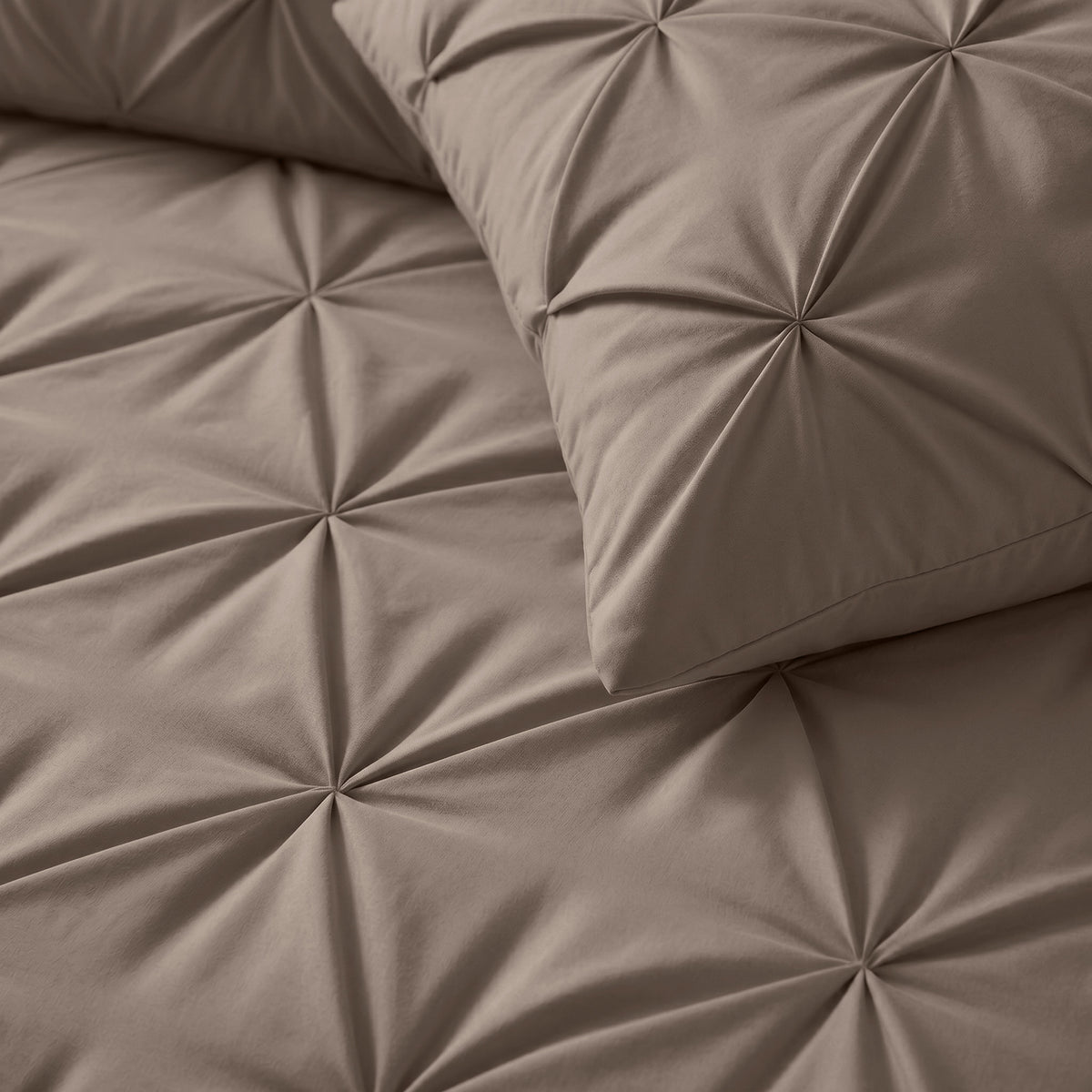 Sleeptime lazy dekbed Pintuck Taupe