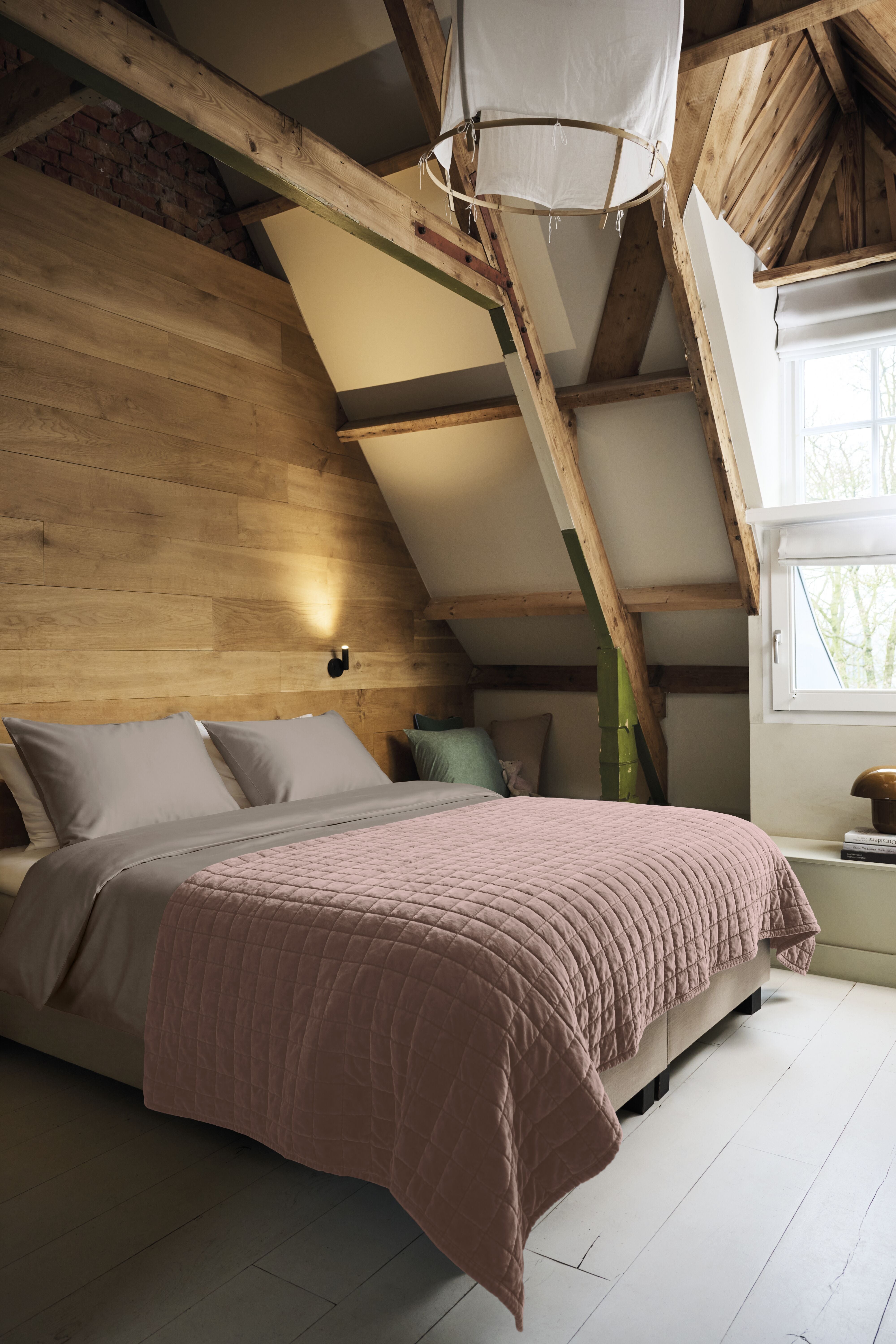 Beddinghouse bedsprei Cosy Perzik