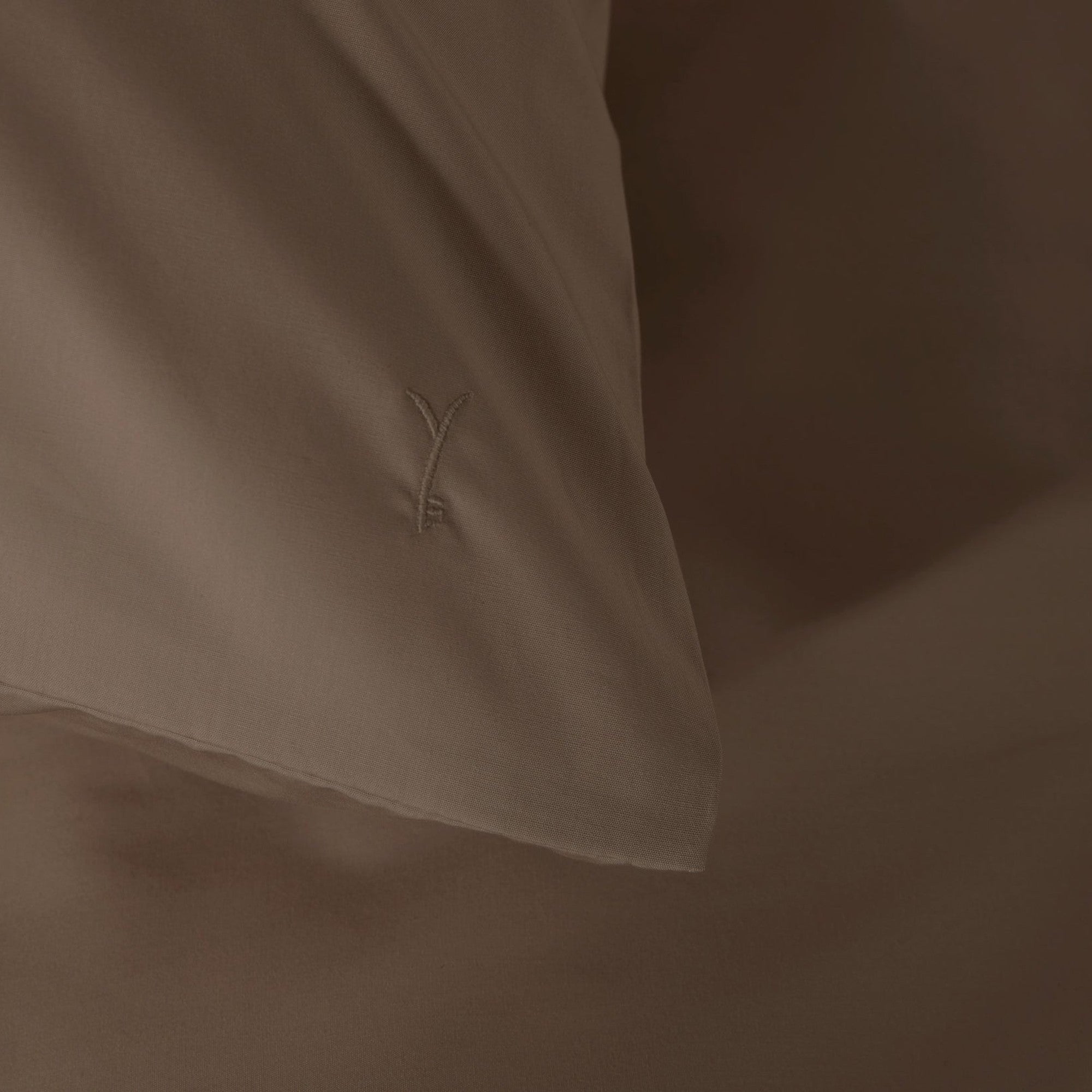 Yellow dekbedovertrek Suite Mumbai Plaza taupe katoen percale